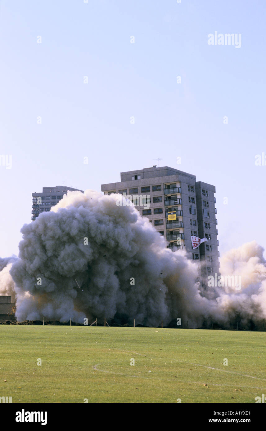 NORTHAIRD POINT TROWBRIDGE ESTATE HACKNEY DEMOLITION Stock Photo Alamy