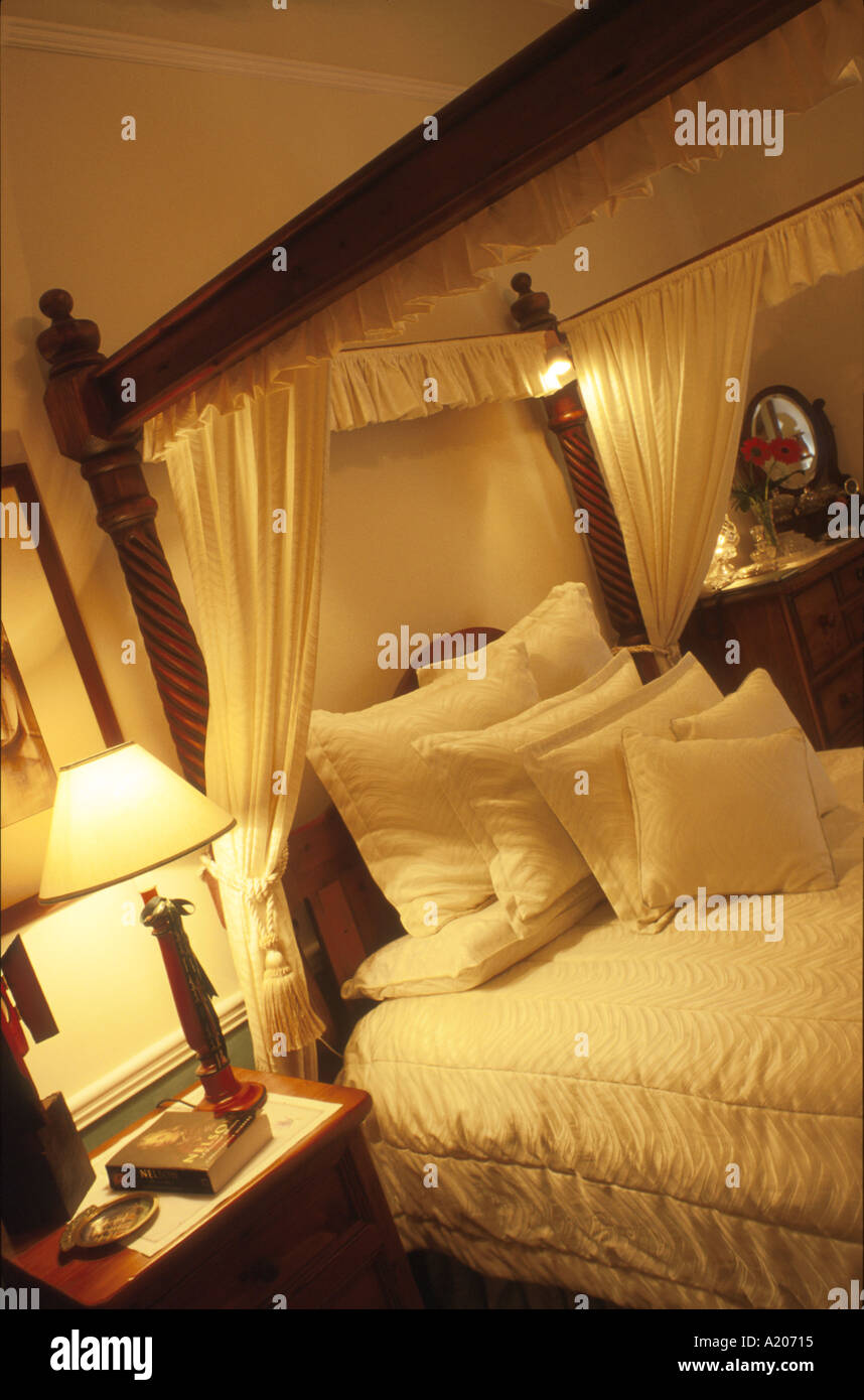 four poster bed 3 Stock Photo Alamy