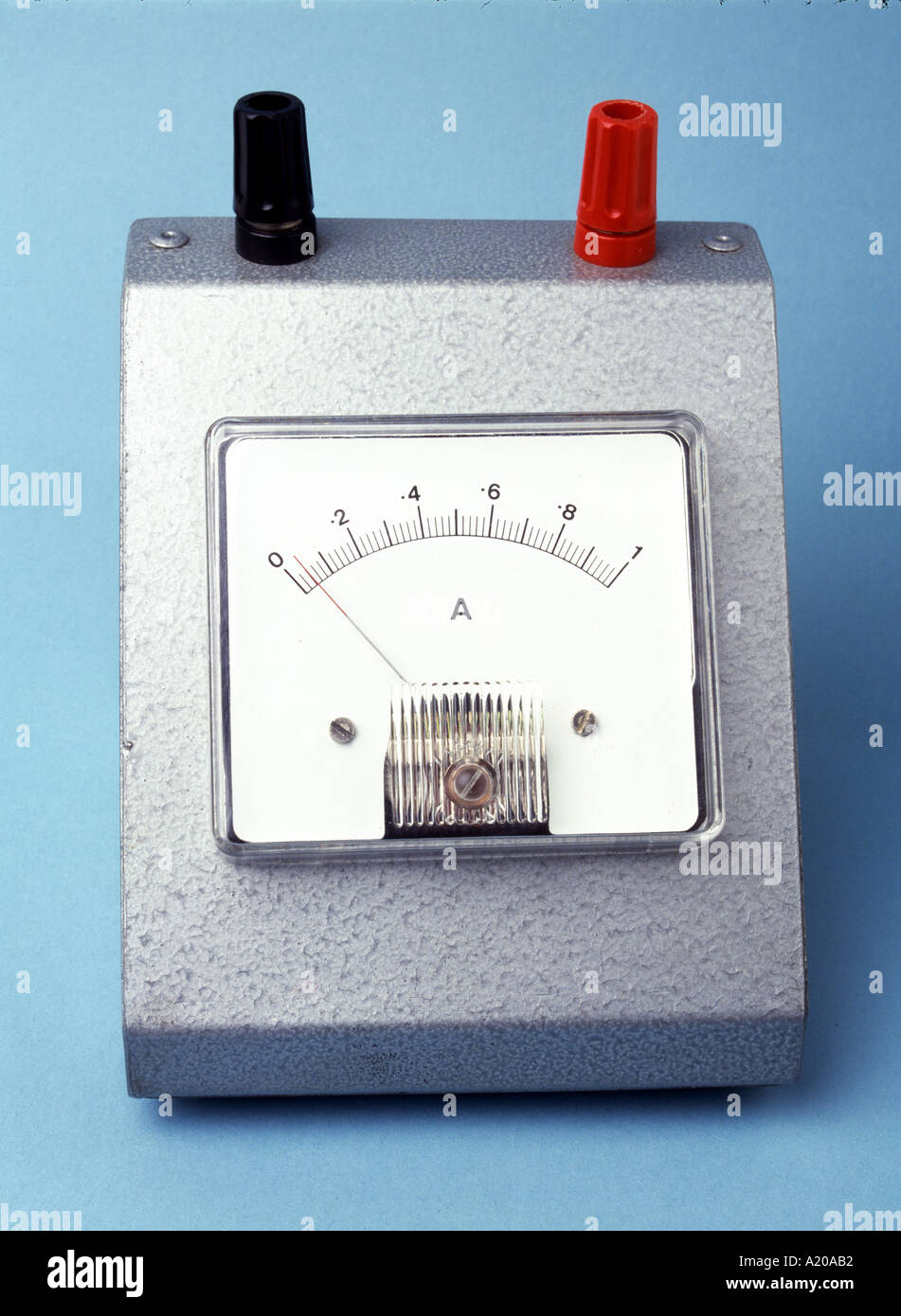 analogue ammeter 0-1 amp needle not on zero Stock Photo