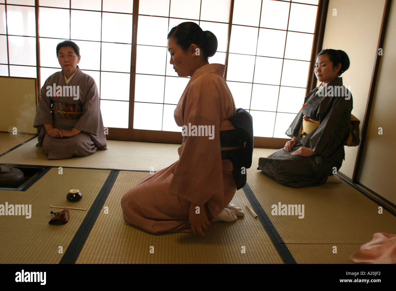 School teaching traditional art of tea ceremonies, Tokyo, Japan Stock Photo