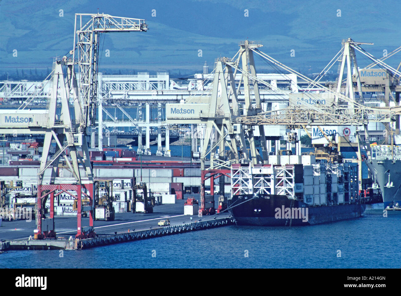 container shipping port Honolulu Oahu Hawaii Stock Photo Alamy