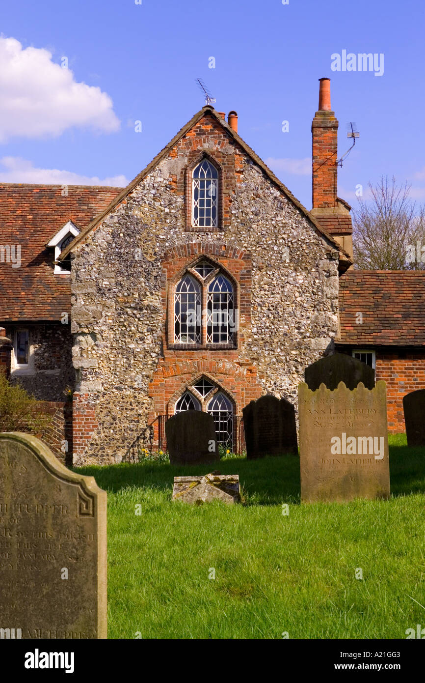 Cobham houses hi-res stock photography and images - Alamy