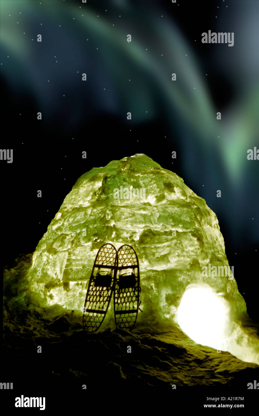 Igloo Northern Lights Alaska Stock Photo Alamy