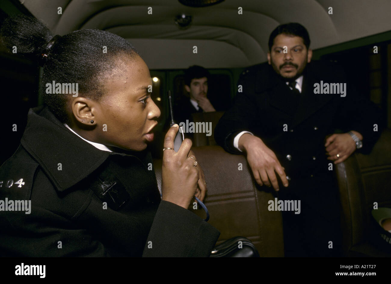 Black female police officer hi-res stock photography and images - Alamy