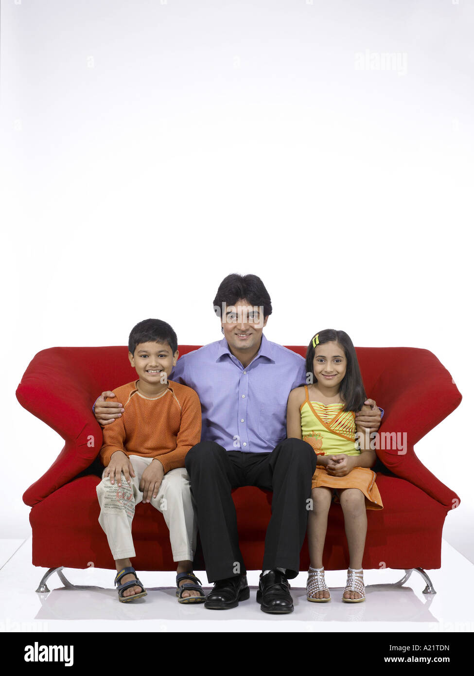 South indian girl wearing black hi-res stock photography and images - Alamy
