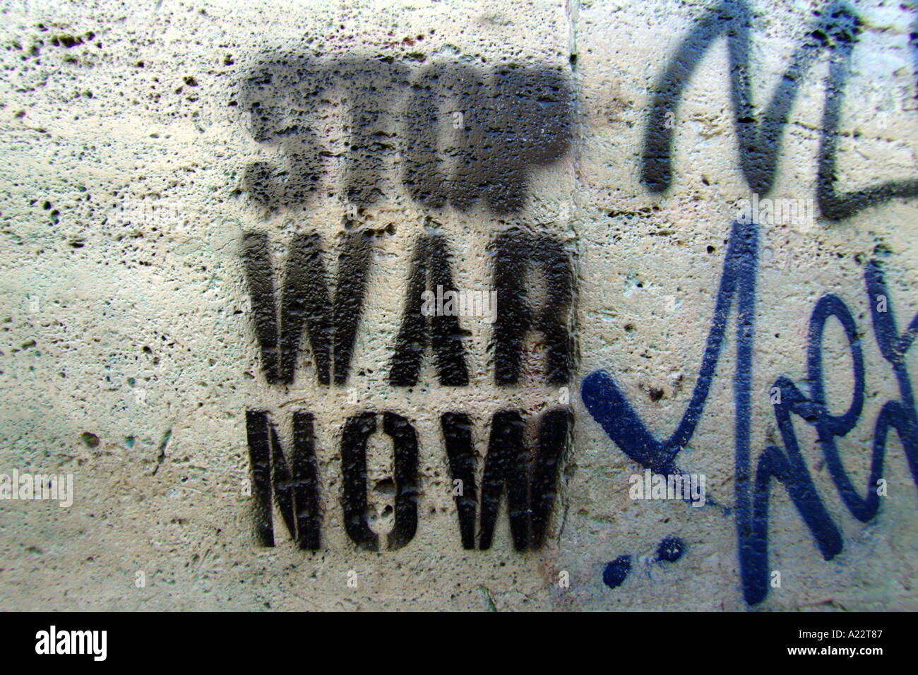 anti war graffiti rome italy Stock Photo - Alamy