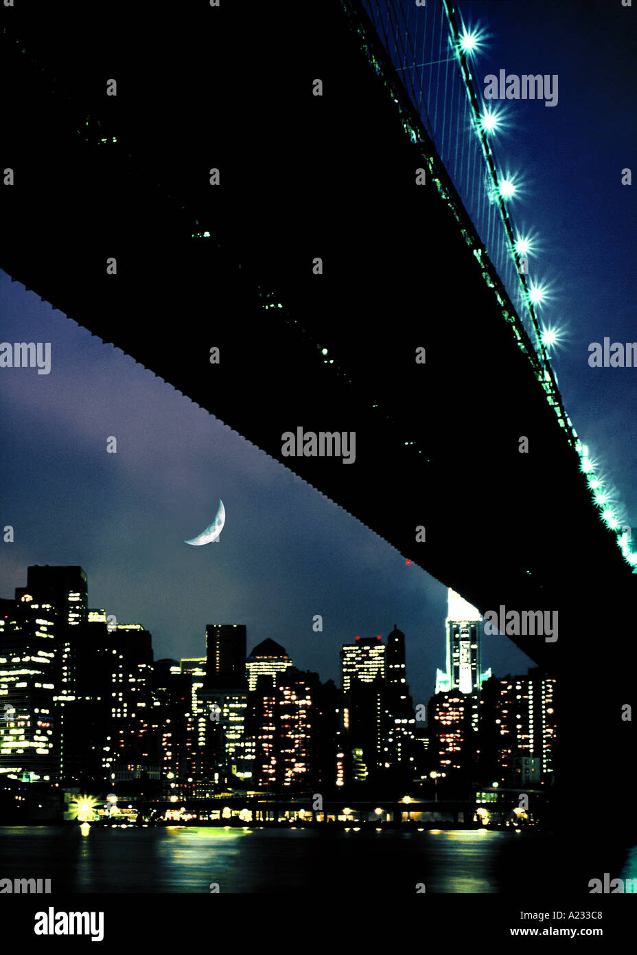 moon brooklyn bridge manhattan new york USA Stock Photo