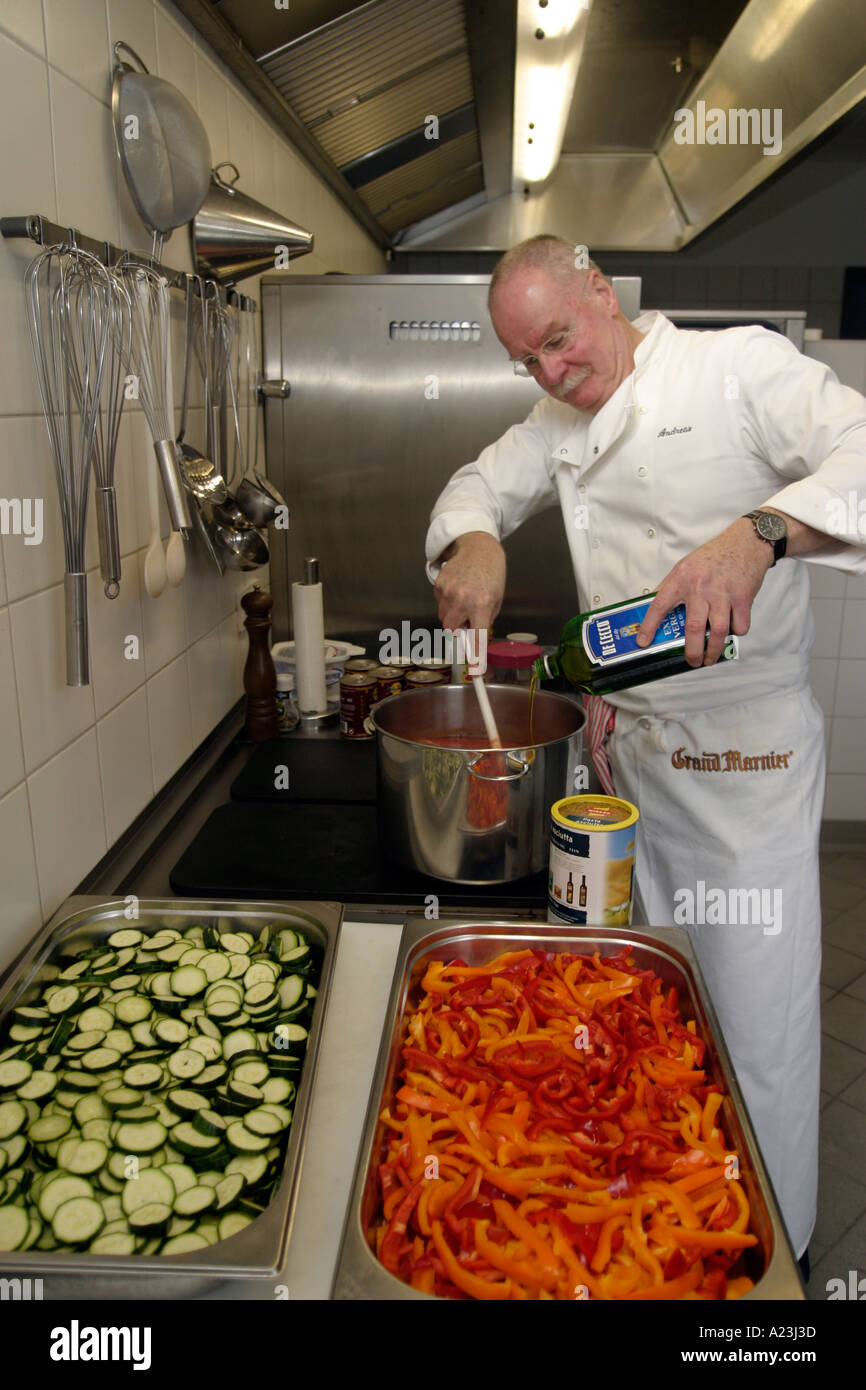Canteen school secondary hires stock photography and images Alamy