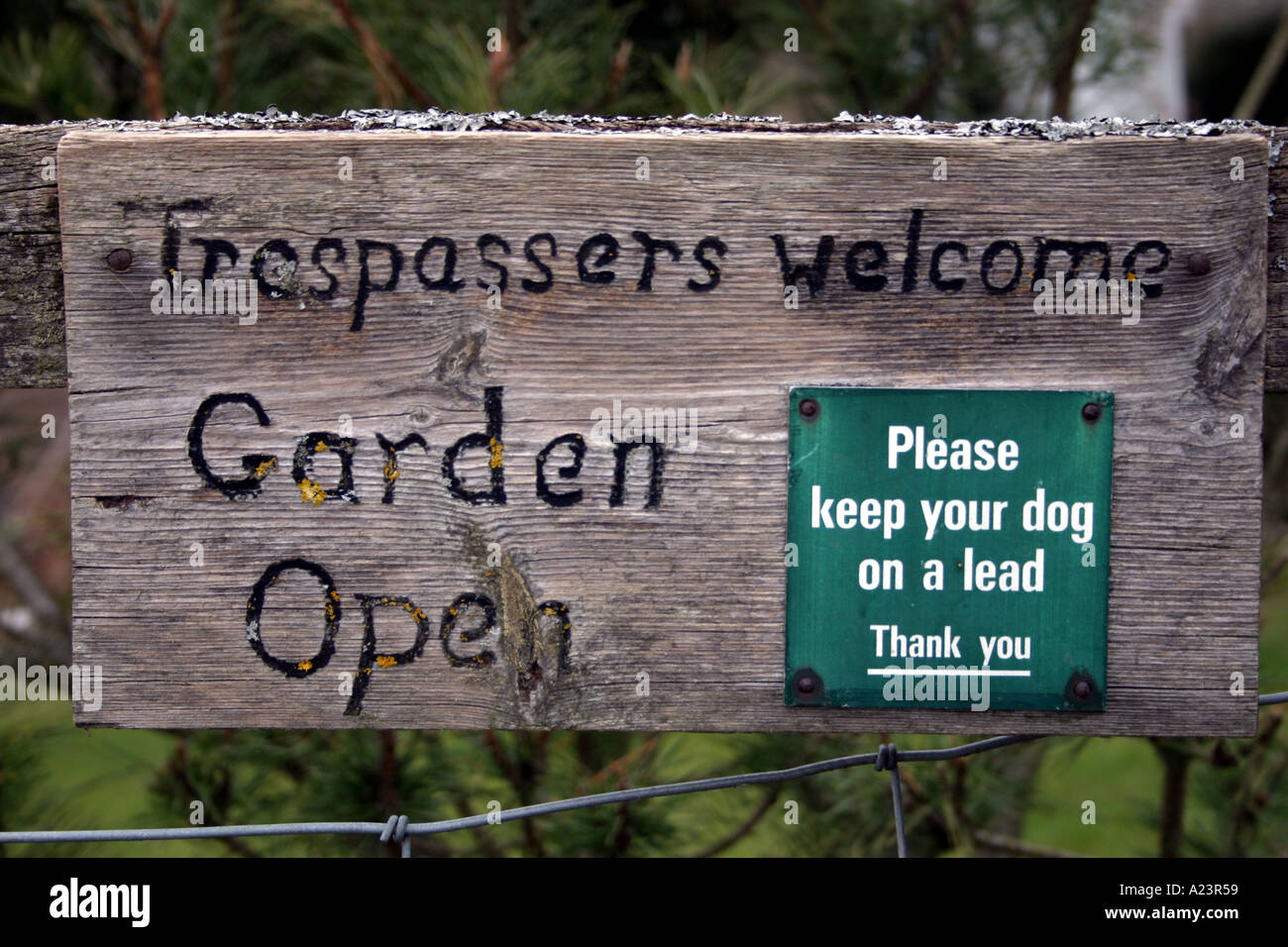 sign outside property in Herefordshire stating trespassers welcome Stock Photo