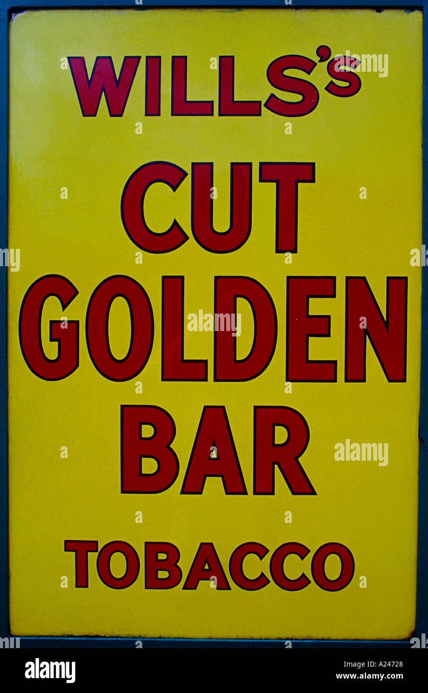 Wills Cut Golden Bar Tobacco sign Stock Photo