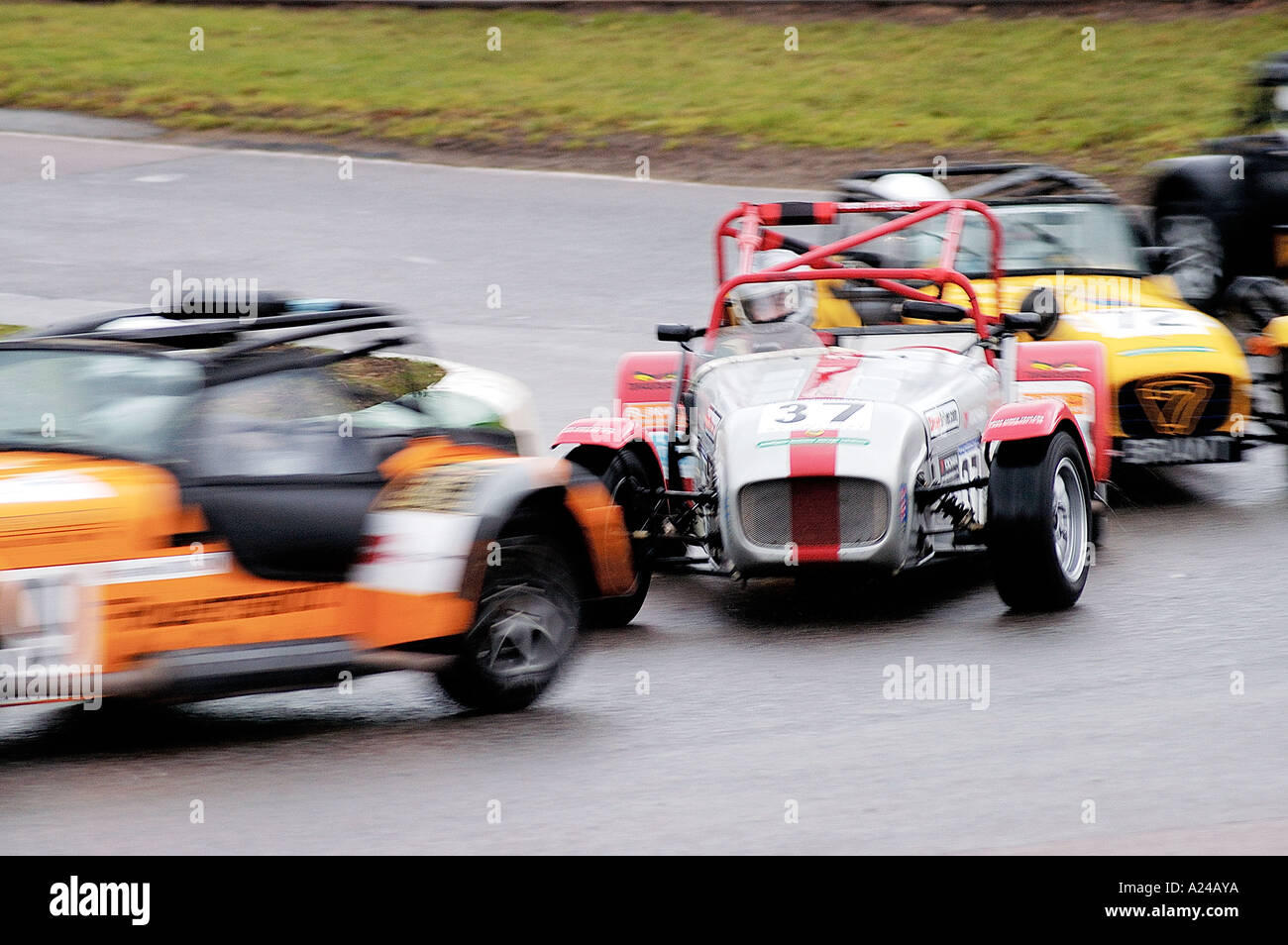 Caterhams racing at the Mallory Park Plum Pudding races, Boxing Day 2005 Stock Photo