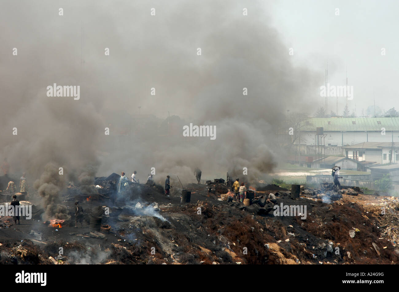 Pollution at a rubbish dump, Port Harcourt, Nigeria Stock Photo