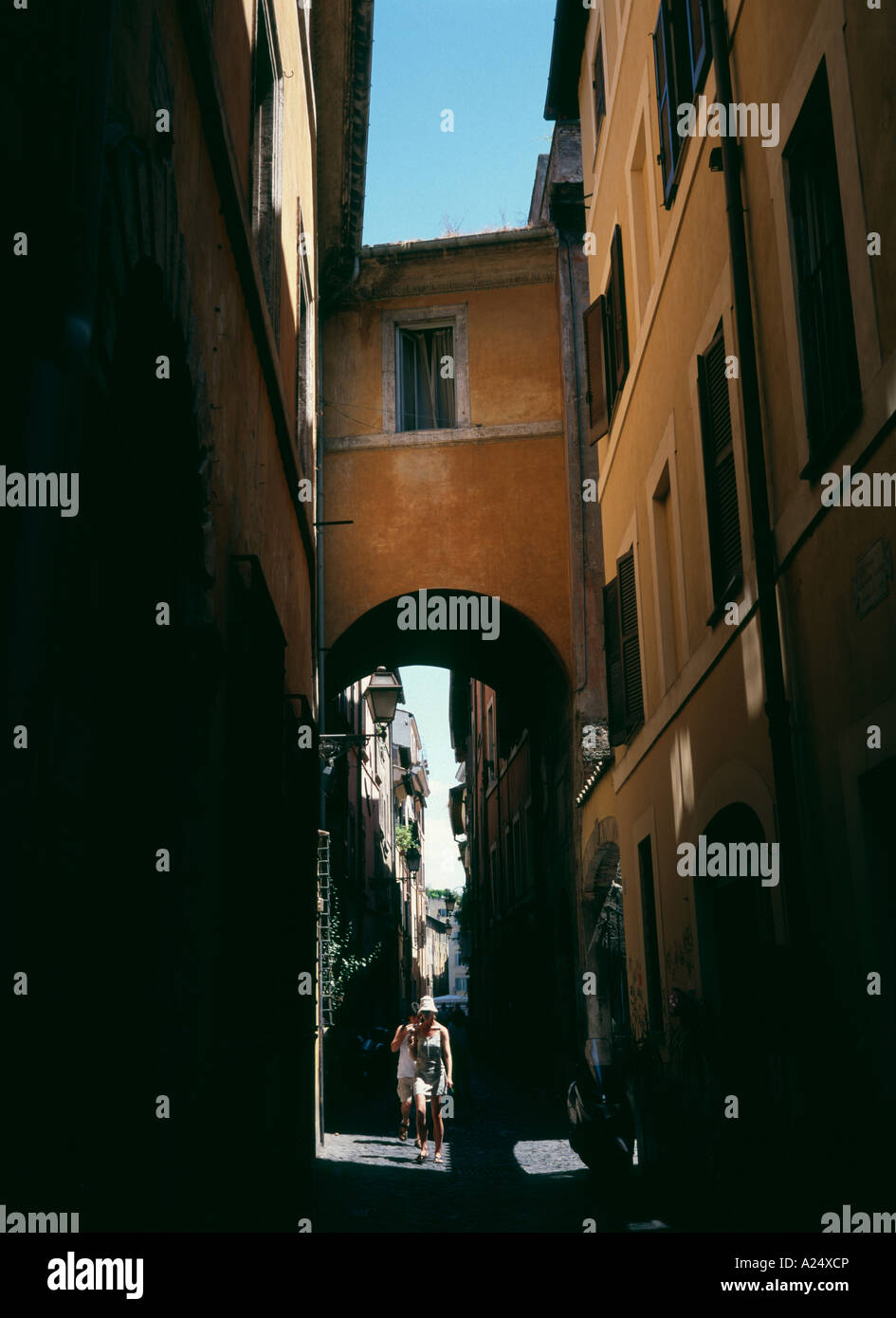 Backstreet in Rome, Italy Stock Photo - Alamy