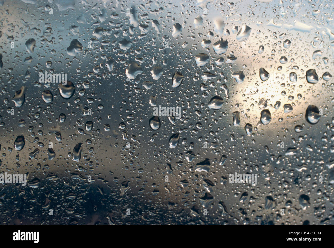 Regen Regenwetter Rain On Window Stock Photo Alamy