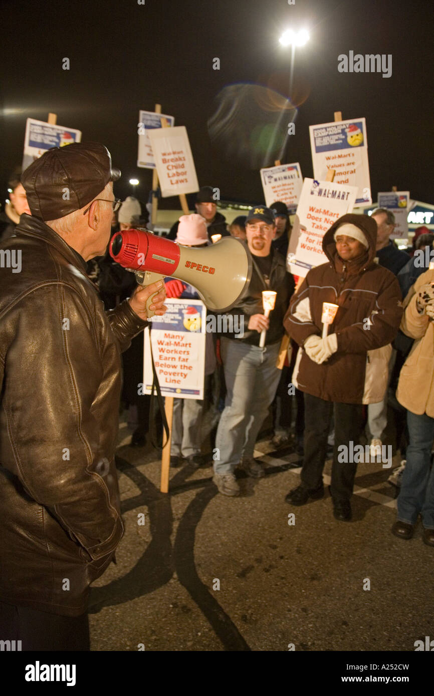 Candlelight Vigil Protests Wal Mart's Labor Practices Stock Photo