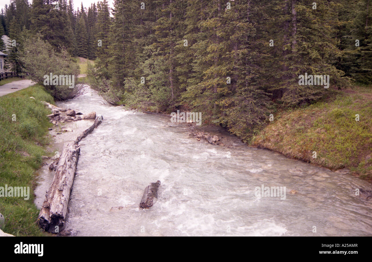 Fast flowing mountain water hi-res stock photography and images - Alamy
