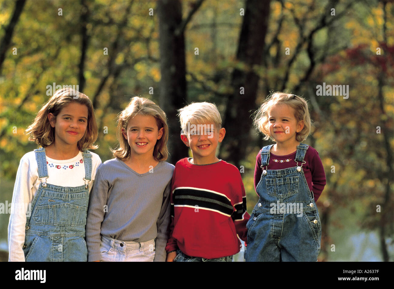GROUP OF CHILDREN Stock Photo - Alamy