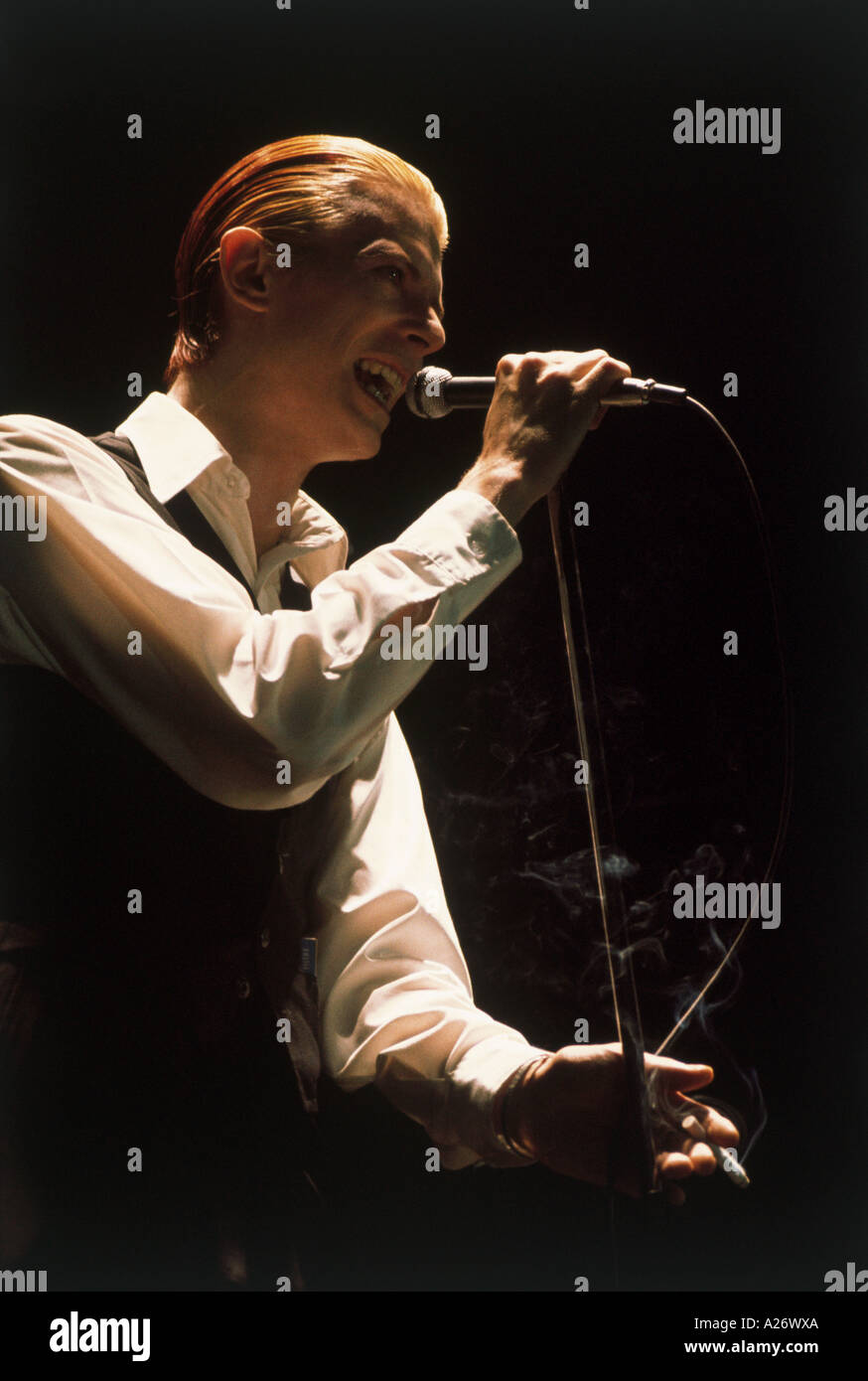 DAVID BOWIE as the Thin White Duke in 1974 Stock Photo