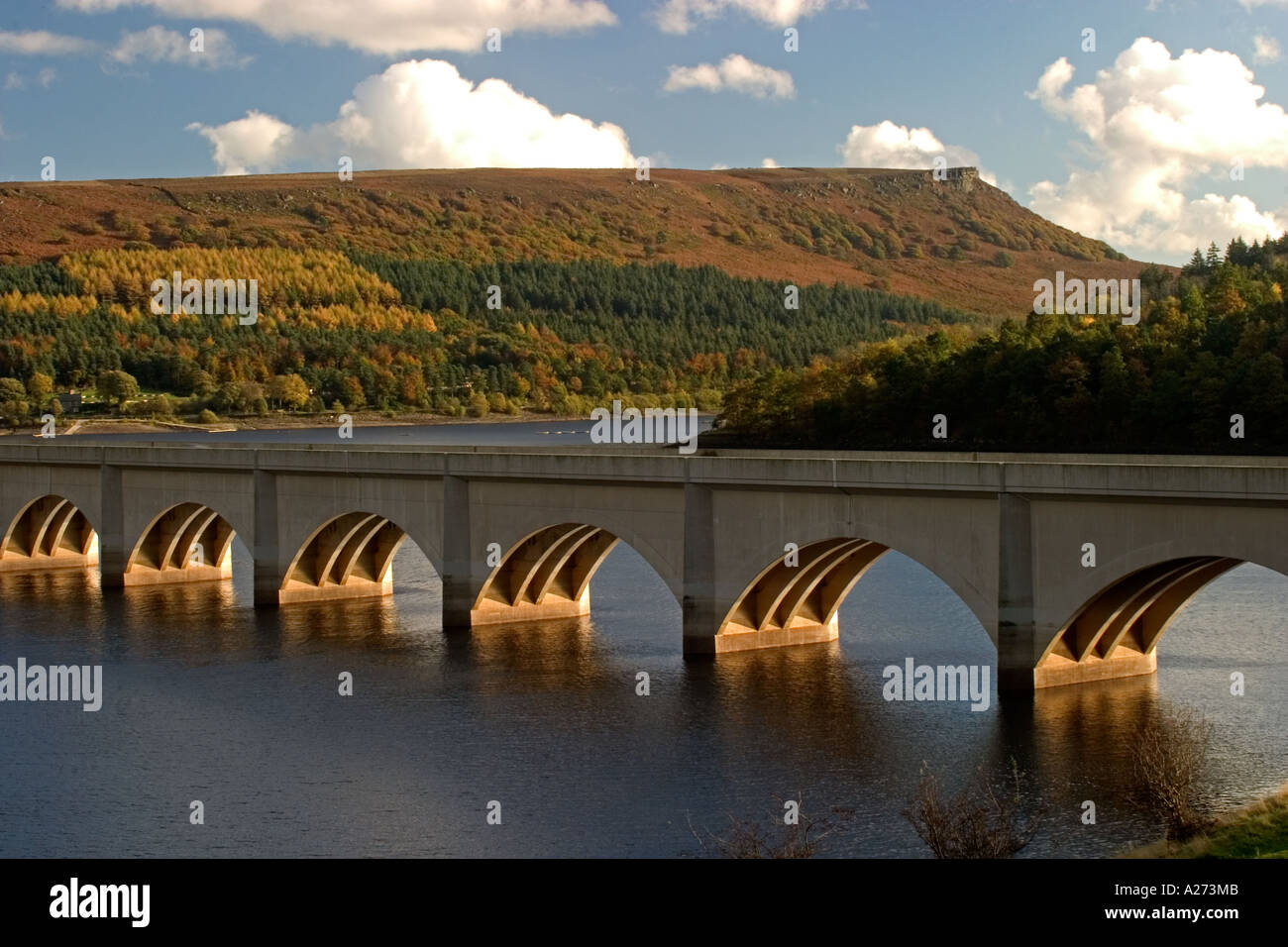 Ladybower Bridge on the A57 Snake Pass Derbyshire Peak District Natiional Park Stock Photo