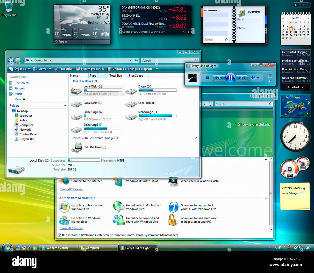 Microsoft Windows Vista, english version, desktop with started applications, screenshot Stock Photo