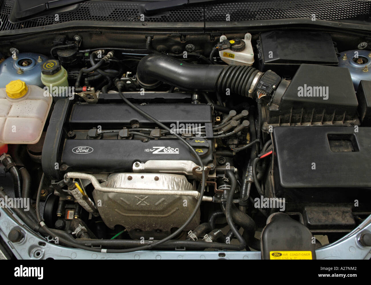Ford zetec engine hi-res stock photography and images - Alamy