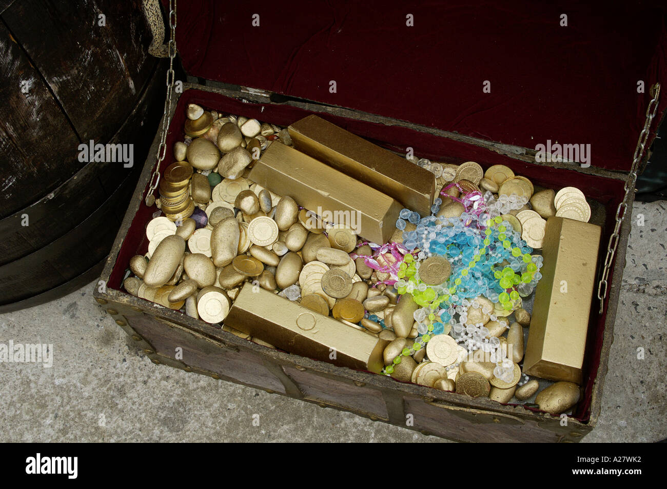 Treasure chest filled with gold coins and bars Stock Photo Alamy