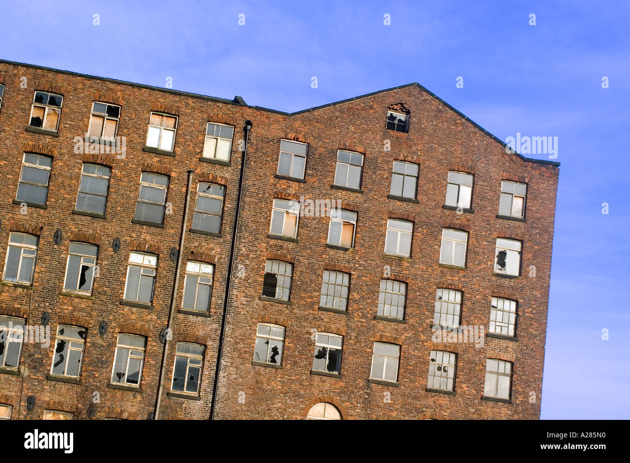 Manchester windows broken mill england hi-res stock photography and ...