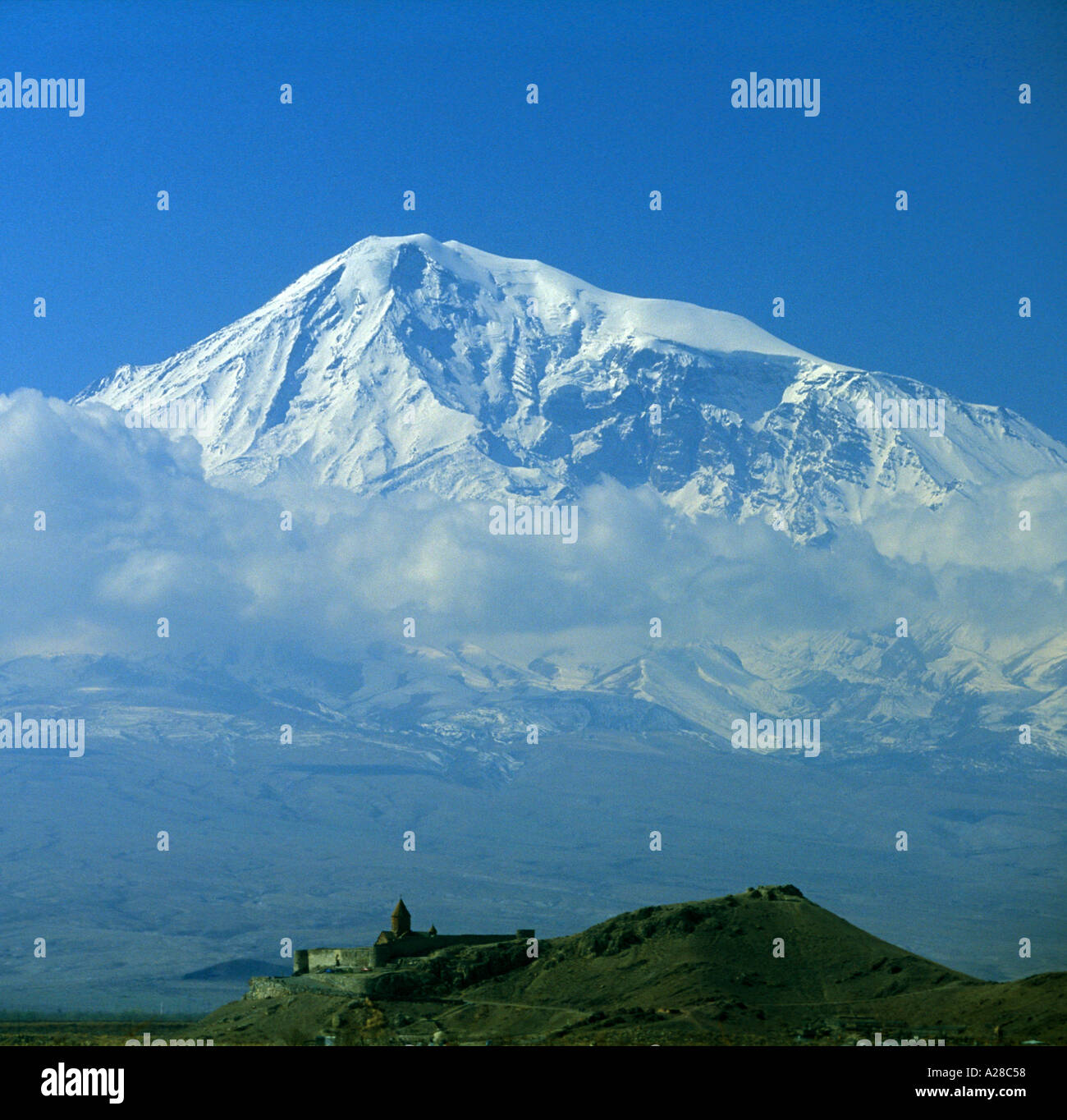 Mount Ararat in Turkey, seen from Armenia Stock Photo Alamy
