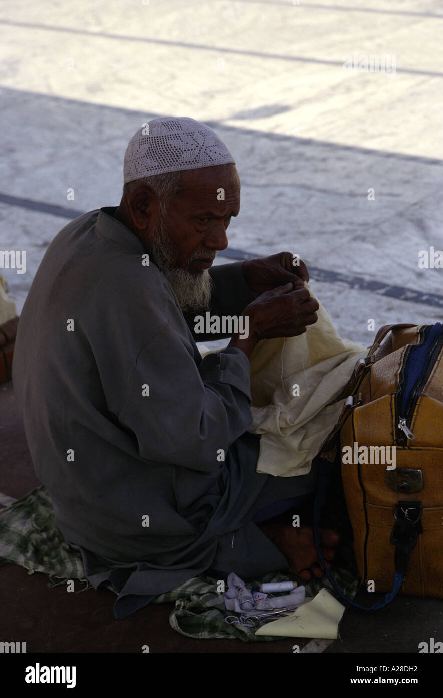 muslim headpiece male