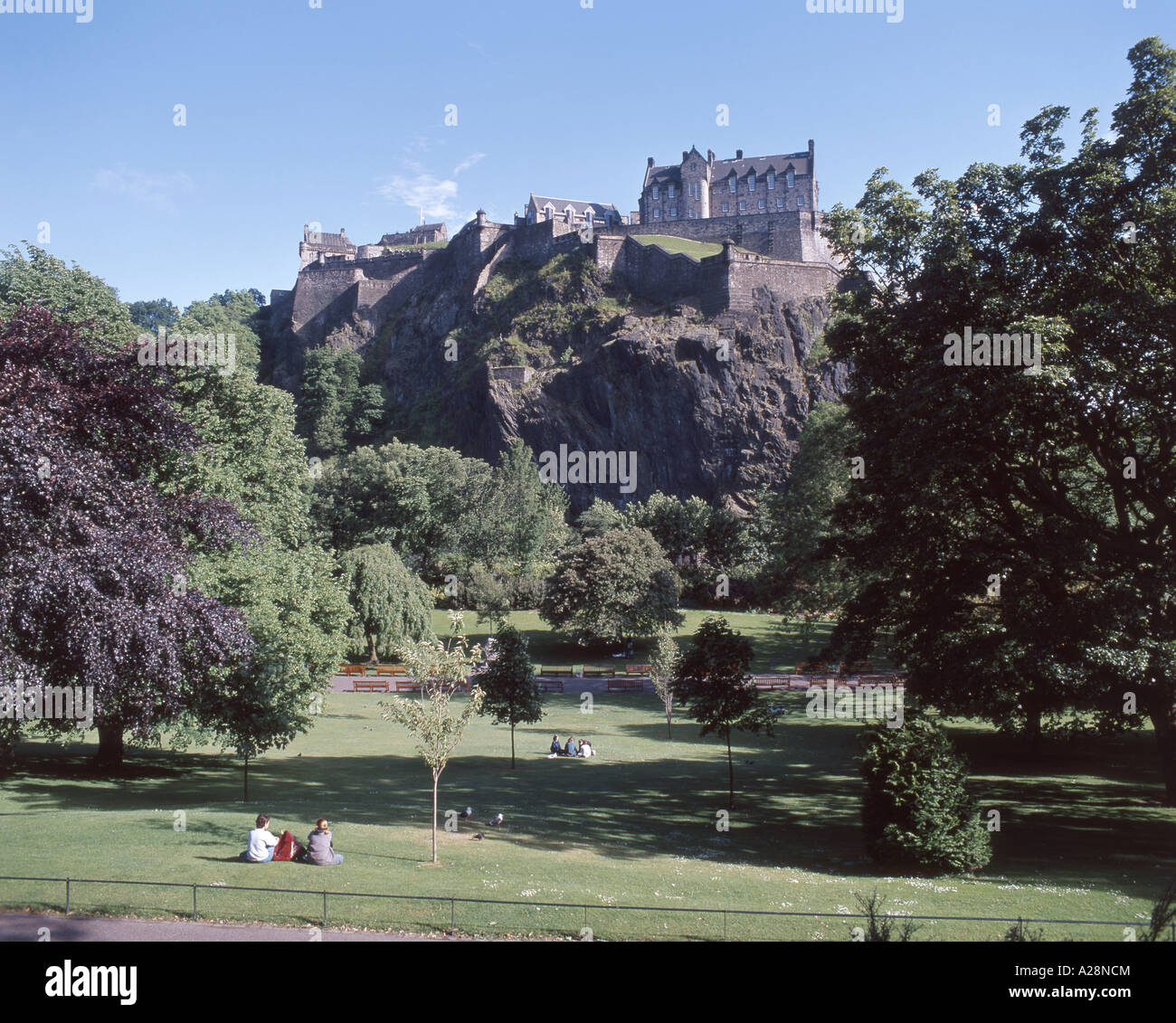 Edinburgh Castle from Princes Square Gardens, Edinburgh, Lothian, Scotland Stock Photo