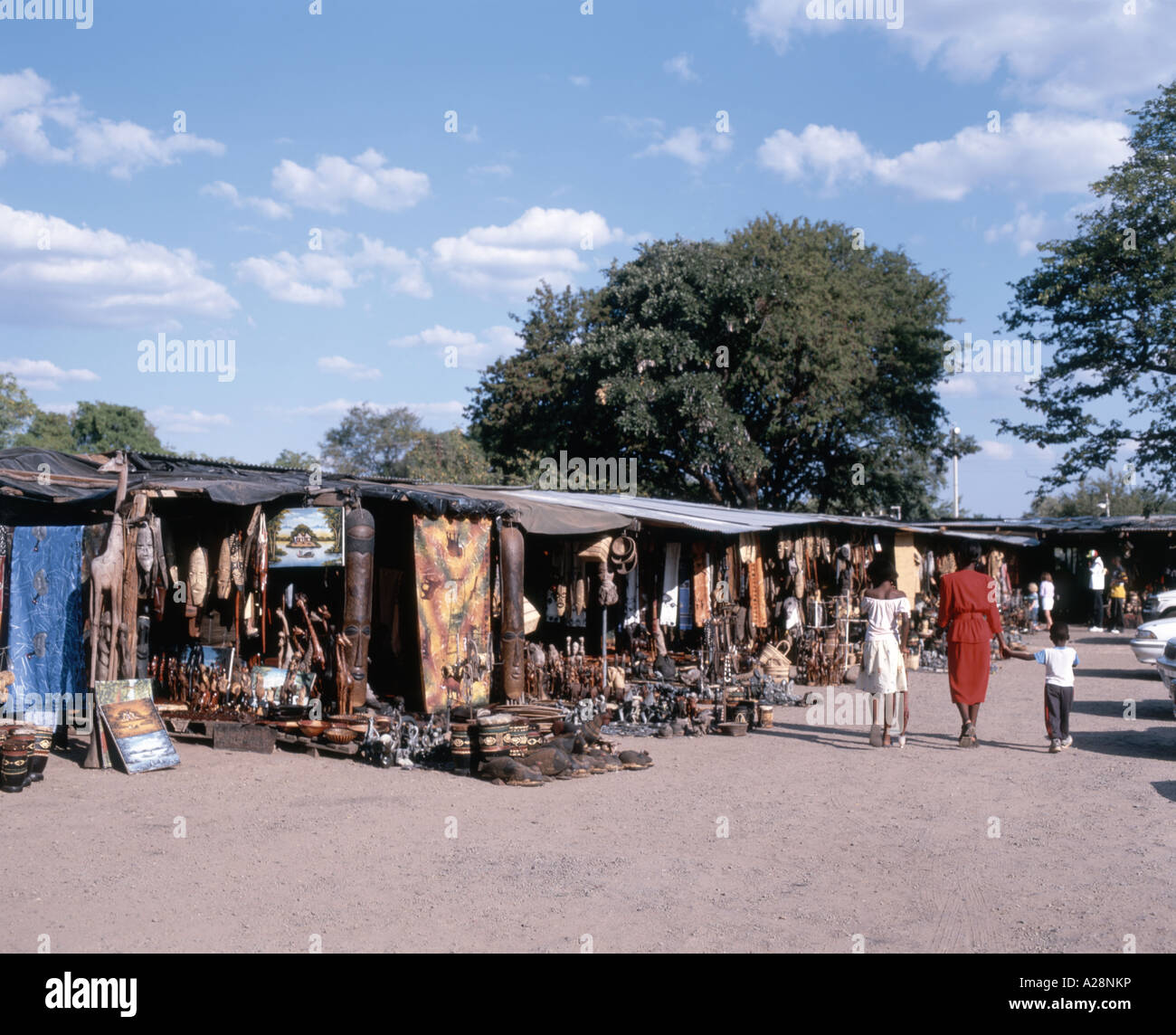 African Souvenir Shops, Victoria Falls (Mosi-oa-Tunya), Livingstone, Southern Province, Zambia Stock Photo