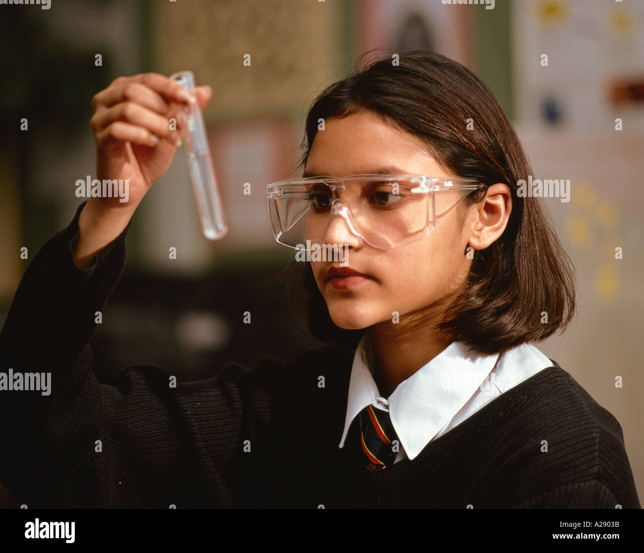 Testee Girls examining hi-res stock photography and images - Alamy