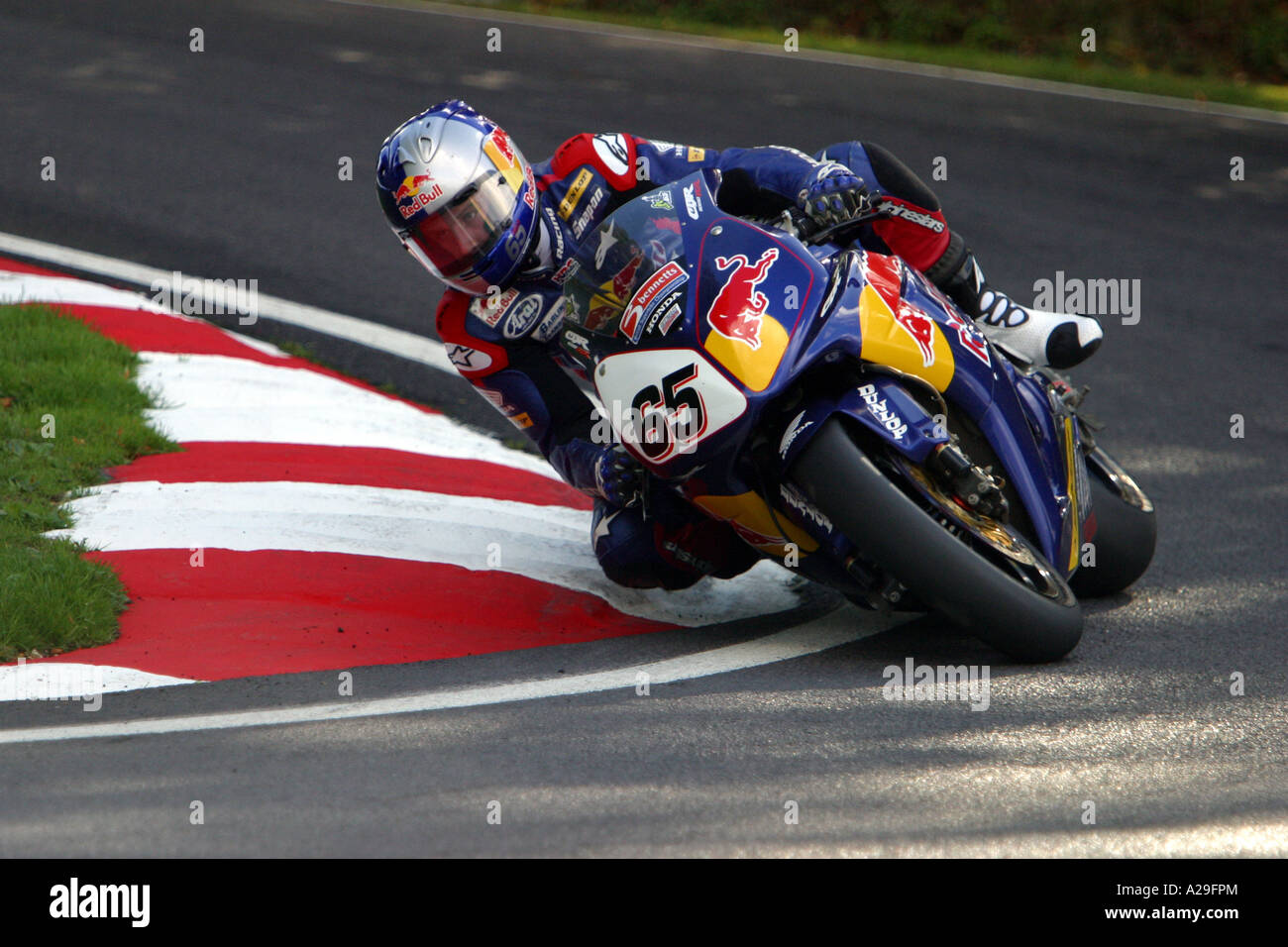 2006 British Superbike Championship Honda Rider Jonathan Rea racing at Cadwell Park Lincs Stock Photo