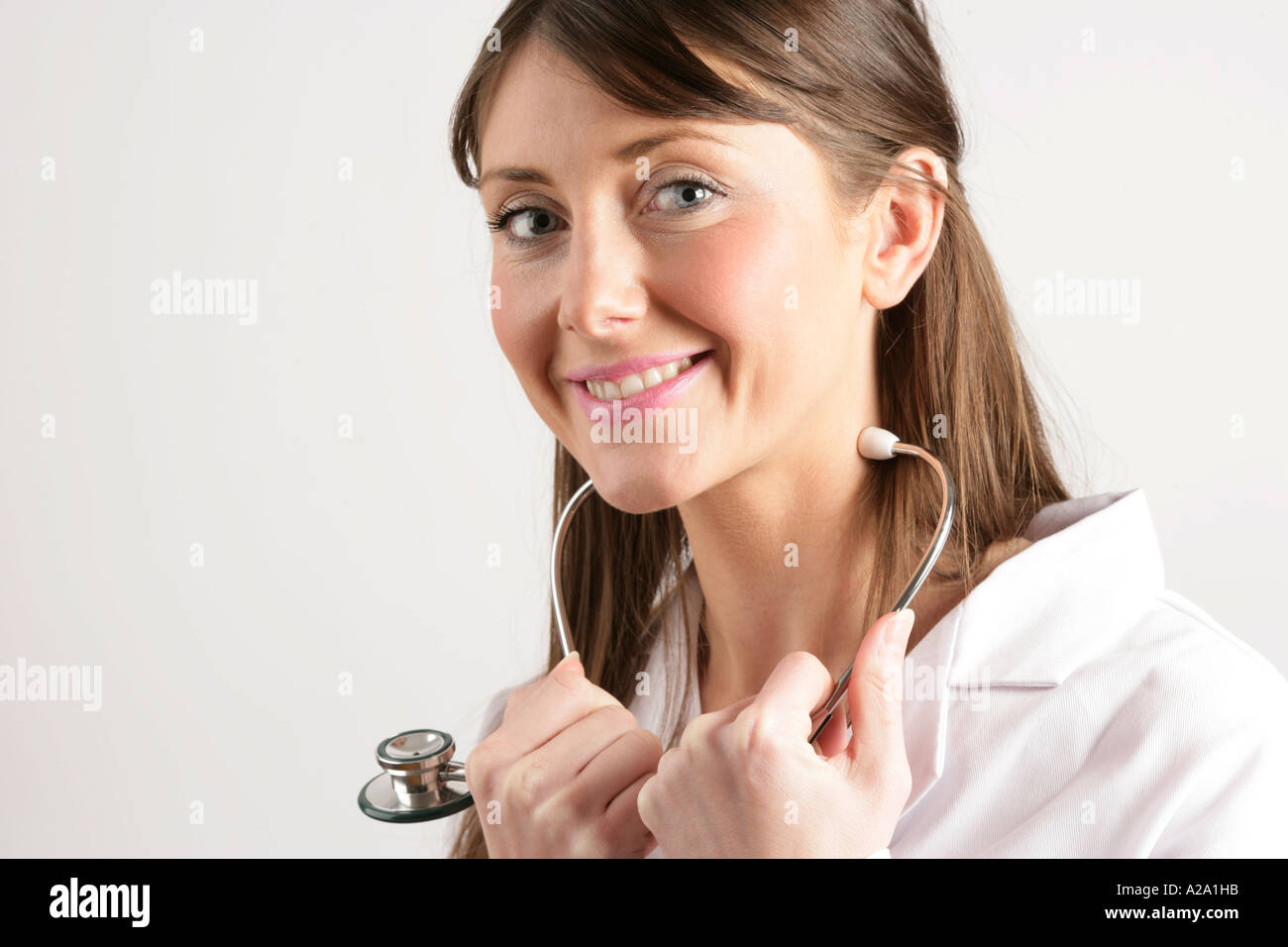 Young nhs doctor hi-res stock photography and images - Alamy