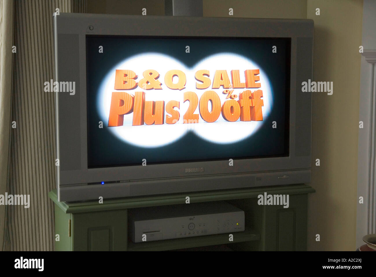 Tv advert hires stock photography and images Alamy