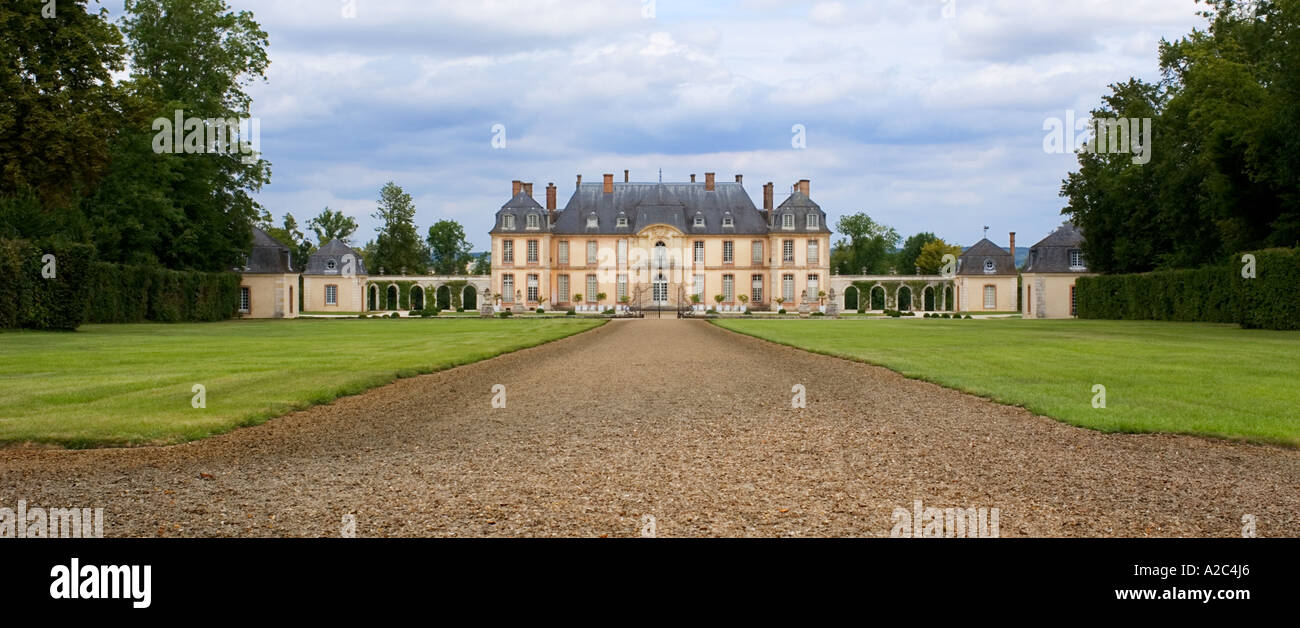 Chateau De La Motte Tilly France Stock Photo - Alamy