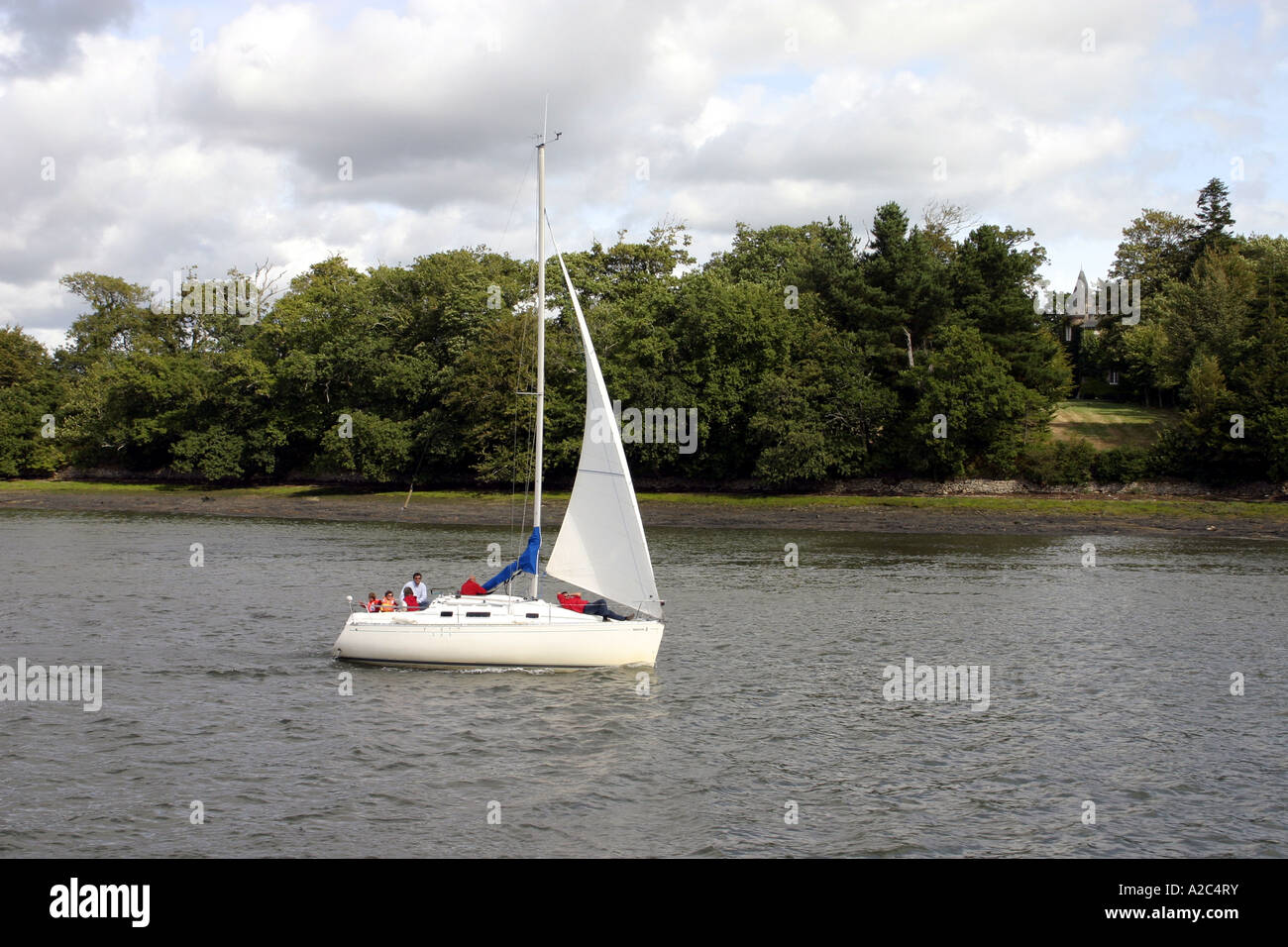 Sailing dinghy france hi-res stock photography and images - Alamy