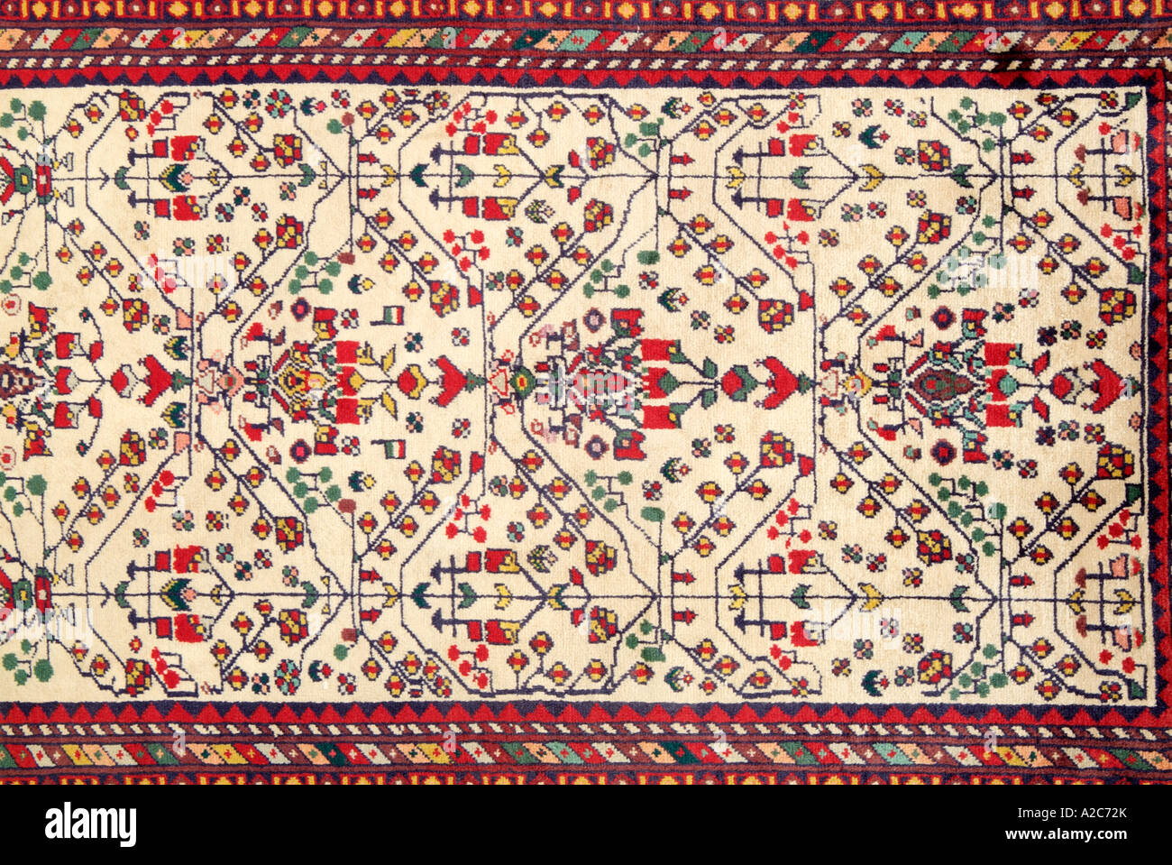 Rug Red Yellow Green Pink Texture Pile Modern Carpet Fabric Wool Cotton Weave Alternative Woven Warp Weft Rug Red Yellow Green Pink Texture Pile Modern Carpet Fabric Wool Cotton Weave Alternative Woven Warp Weft