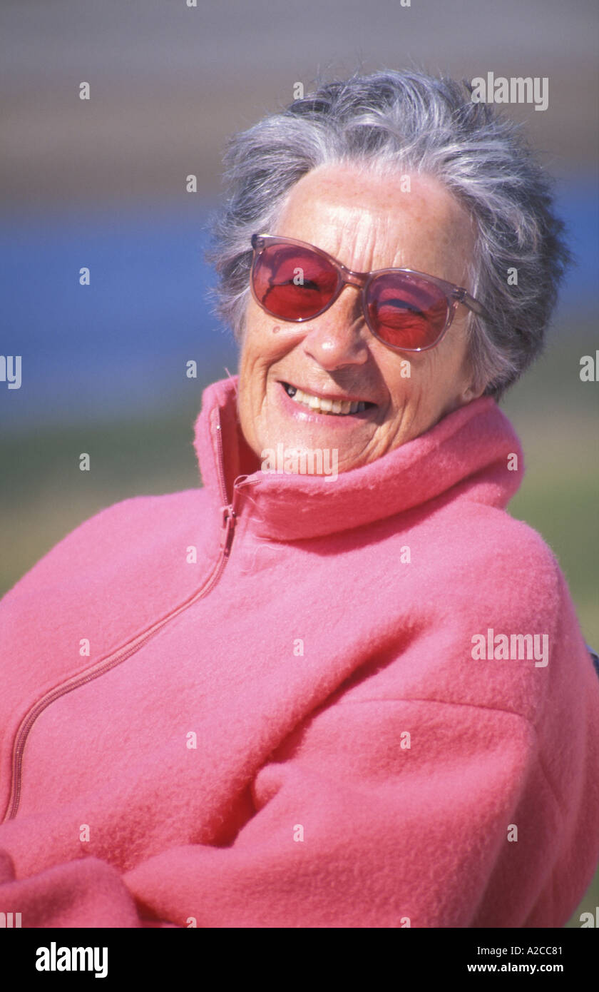 Smiling elderly lady hi-res stock photography and images - Alamy