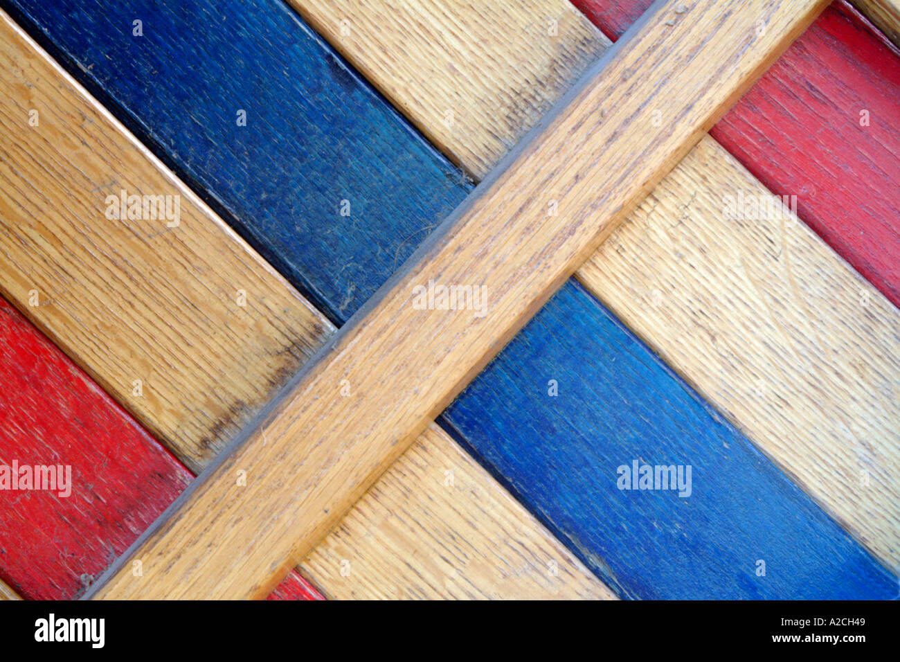 Crossing Patterns created by wooden structure built for strength Stock ...