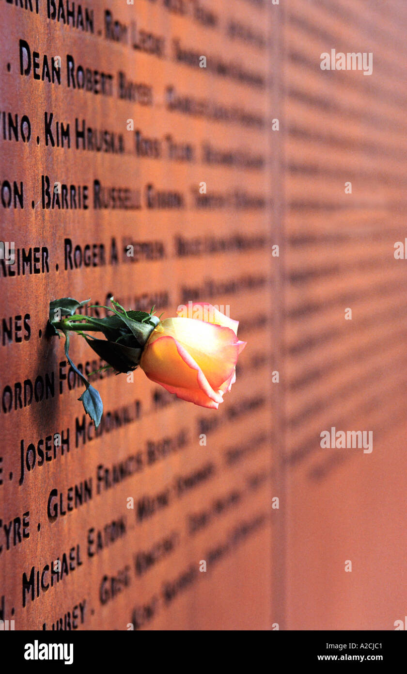 Aids memorial statue hi-res stock photography and images - Alamy