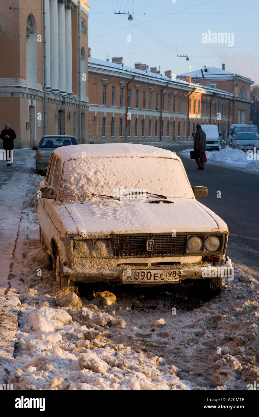 Russia, USSR, Soviet Union, Lada, Zhiguli, Old car, Winter Stock Photo -  Alamy