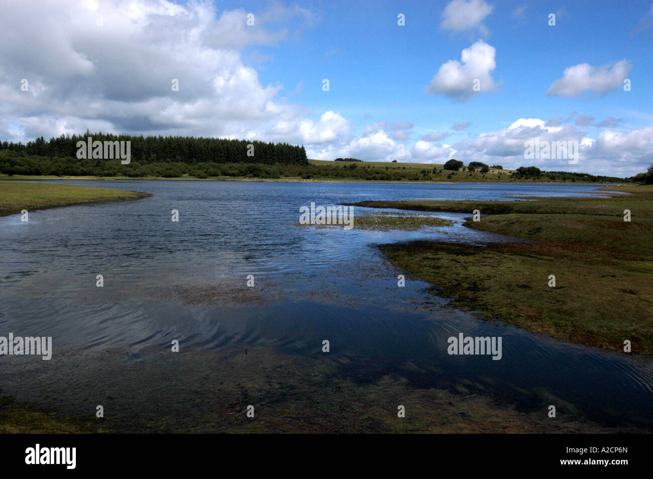 low-water-levels-and-late-afternoon-sunshine-at-fernworthy-reservoir-on