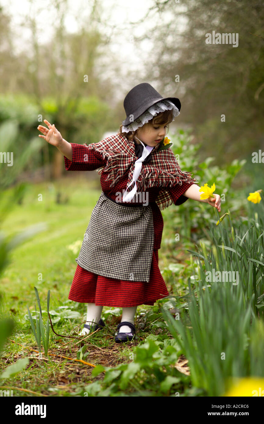 Welsh Lady In Traditional Costume High Resolution Stock Photography And 
