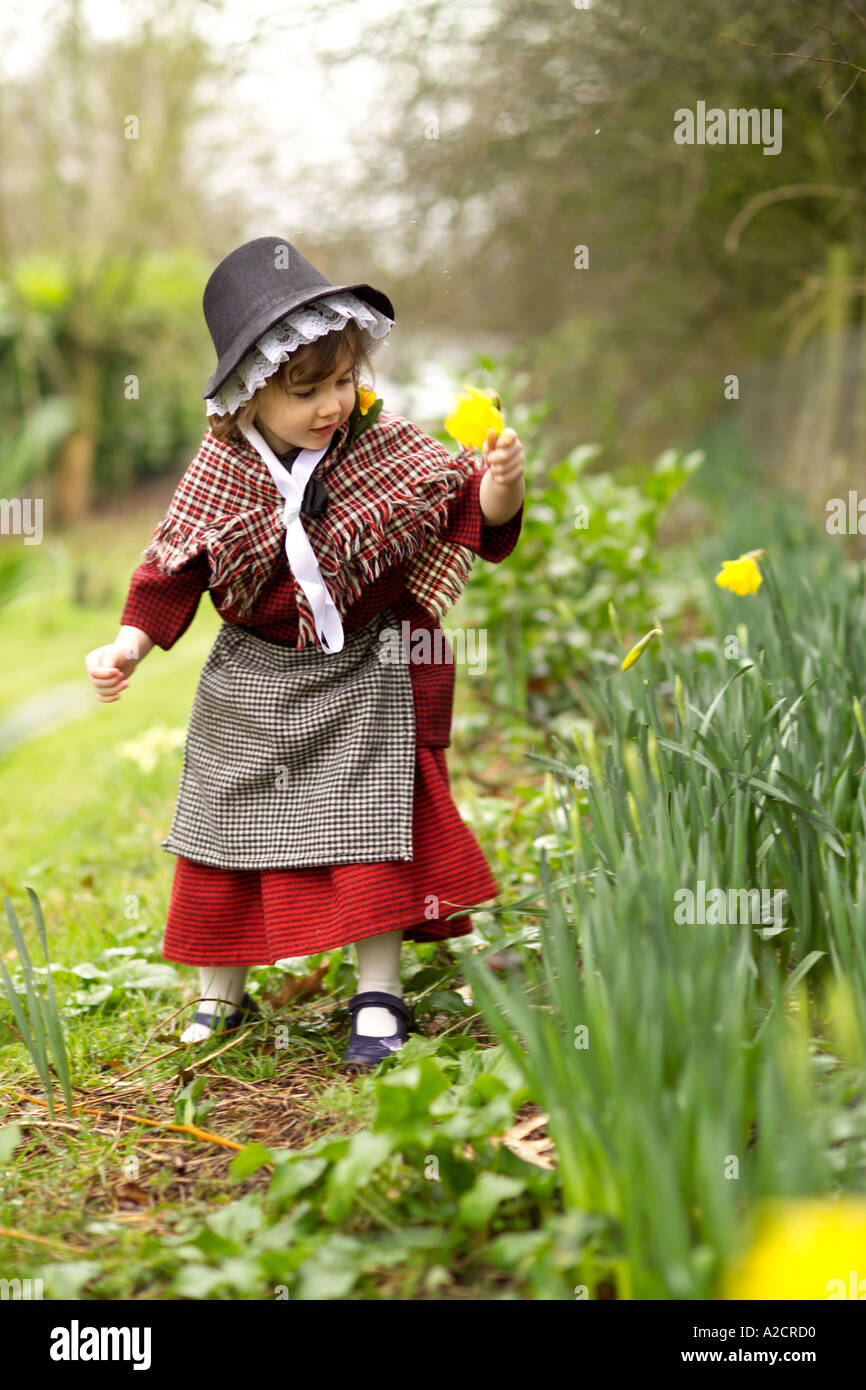 Welsh Lady In Traditional Costume High Resolution Stock Photography And 
