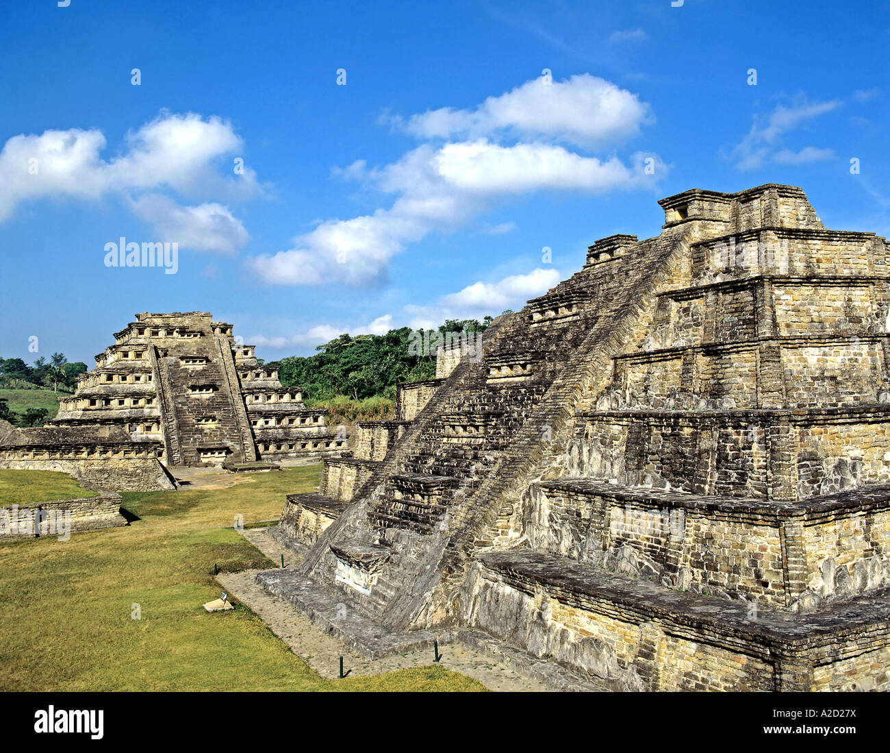 El tajin pyramid of the niches hi-res stock photography and images - Alamy