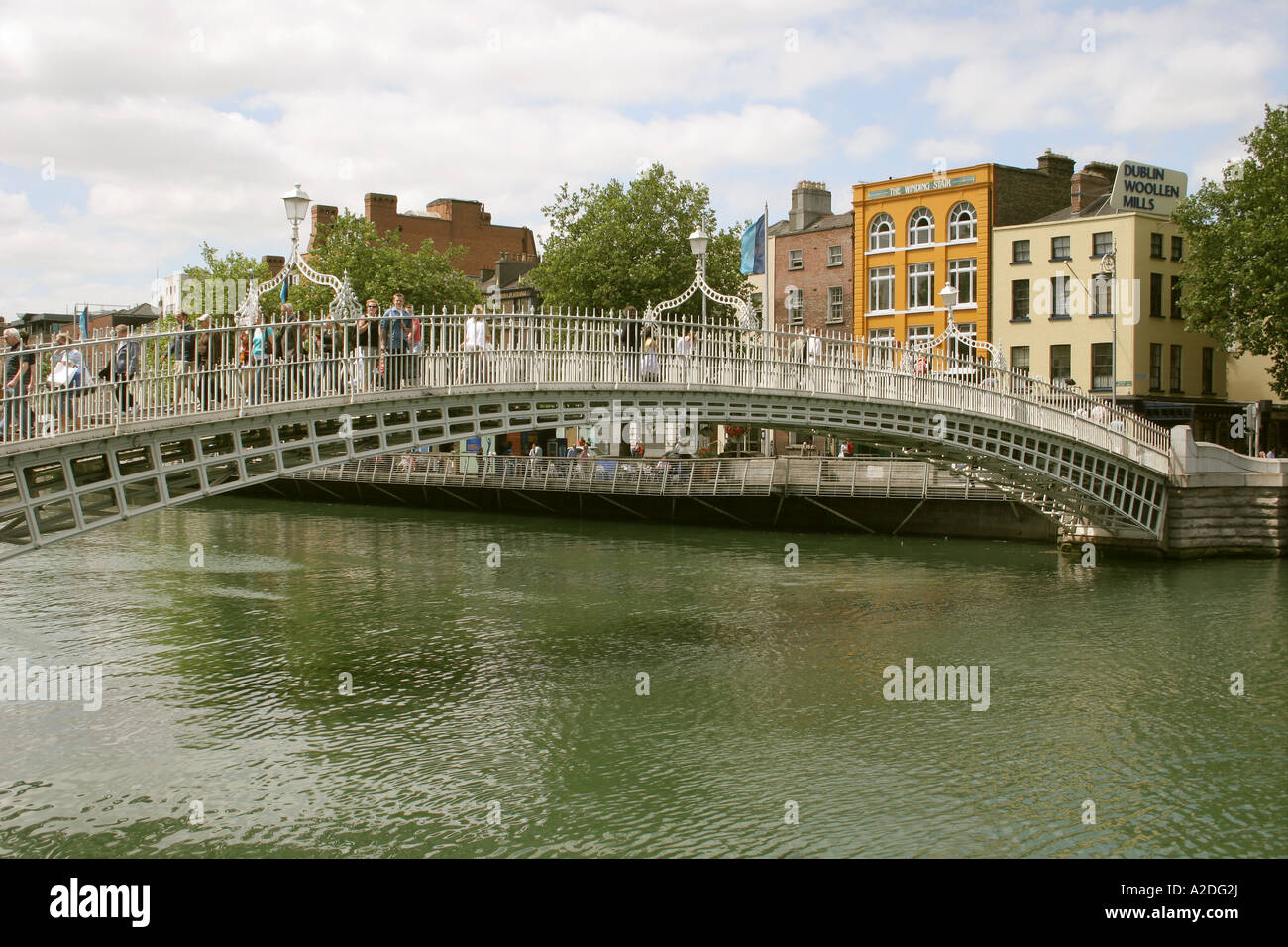 Ha Penny Bridge river Liffey Dublin Ireland Stock Photo - Alamy