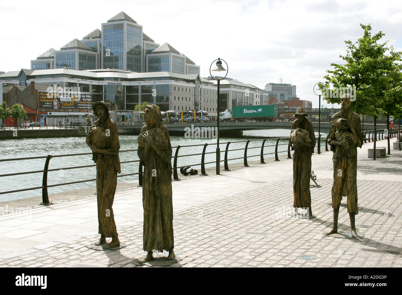 Monument Great Irish Famine Dublin Ireland Stock Photo