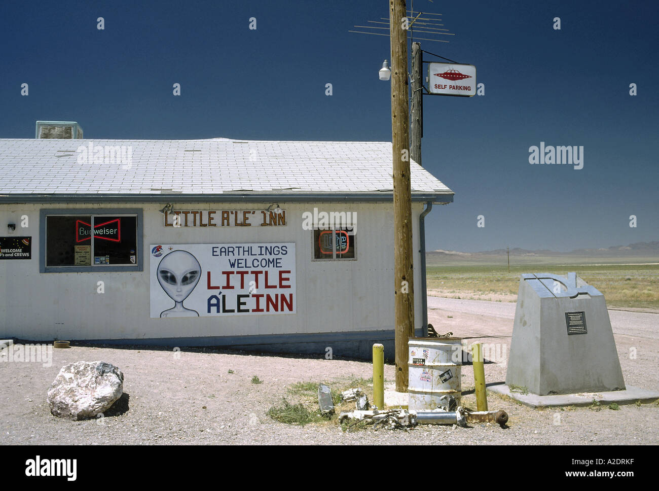 Little Aleinn bar, shop and motel in Rachel, Nevada Stock Photo Alamy