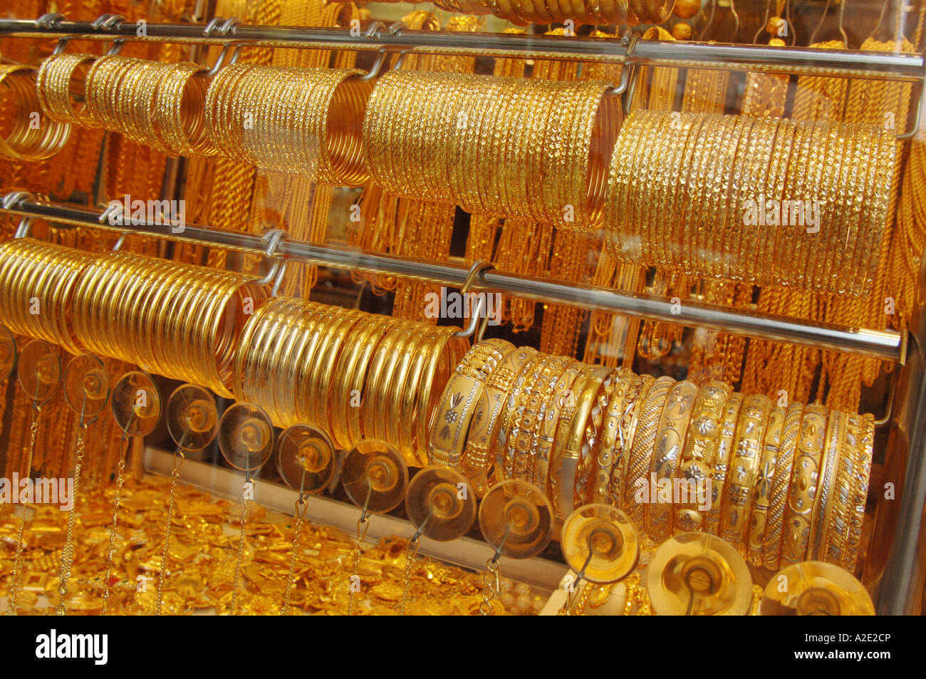 window gold shop in the souk, dubai Stock Photo